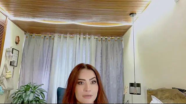 Abrilqueen online show from 28, 2, 2026