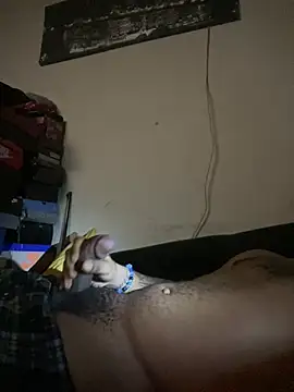 Snapshot of curvedicbandit6_2 chatting on 6, 2, 2025 curvedicbandit6 2 online show from 6, 2, 2025