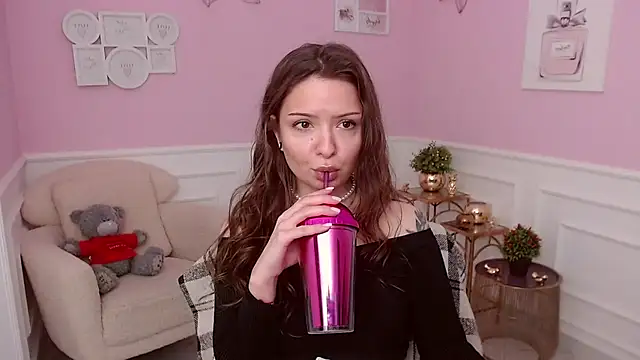 LucySkilar online show from 31, 3, 2026