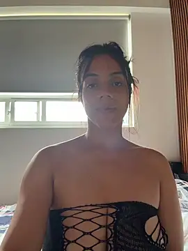 Snapshot of Deisy_Torres chatting on 4, 8, 2026 Deisy Torres online show from 4, 8, 2026