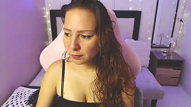 camila delarosa online show from 30, 6, 2026