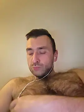 Snapshot of TIGERRR86 chatting on 19, 4, 2026 TIGERRR86 online show from 19, 4, 2026