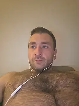 Snapshot of TIGERRR86 chatting on 17, 5, 2026 TIGERRR86 online show from 17, 5, 2026