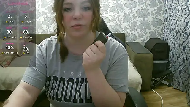 Snapshot of Sabrina_Poison chatting on 19, 12, 2024 Sabrina Poison online show from 19, 12, 2024