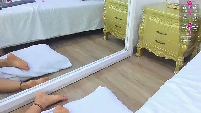 Valerith Vega  online show from 18, 10, 2025