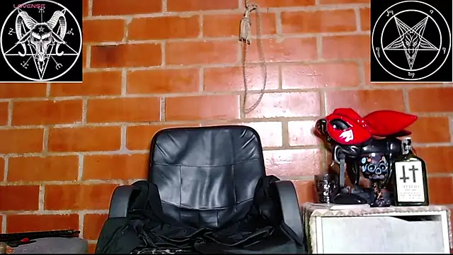 Snapshot of Domina_Lilith chatting on 15, 1, 2025 Domina Lilith online show from 15, 1, 2025
