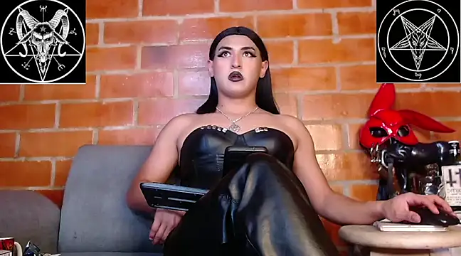 Snapshot of Domina_Lilith chatting on 17, 2, 2025 Domina Lilith online show from 17, 2, 2025