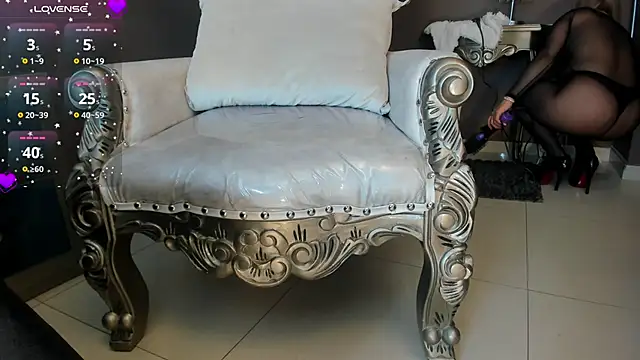 Snapshot of Janna_Rousse_ chatting on 6, 2, 2025 Janna Rousse online show from 6, 2, 2025