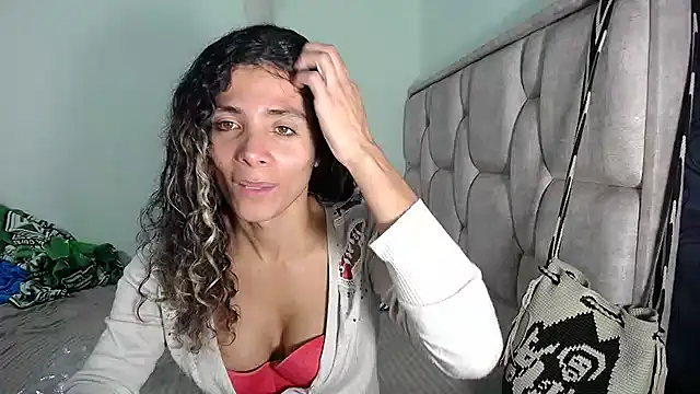 Nadia Monroe online show from 10, 12, 2024