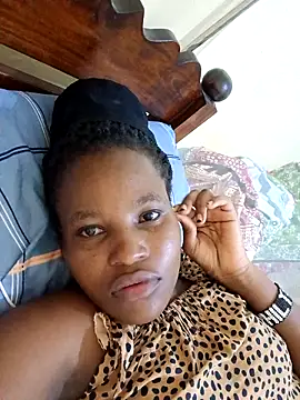 petite babe online show from 15, 3, 2026