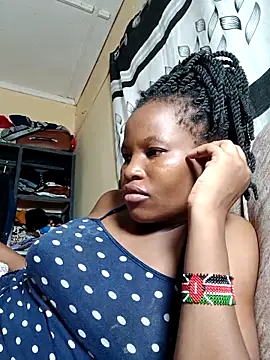 petite babe online show from 31, 3, 2026