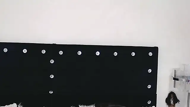 Snapshot of GiseleReine chatting on 26, 4, 2026 GiseleReine online show from 26, 4, 2026