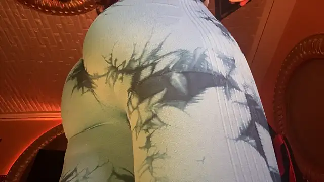 Snapshot of ORLA86 chatting on 8, 3, 2025 ORLA86 online show from 8, 3, 2025