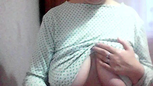 Snapshot of AnaXBerry chatting on 11, 1, 2026 AnaXBerry online show from 11, 1, 2026