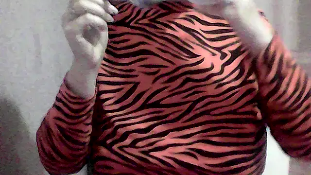 Snapshot of AnaXBerry chatting on 12, 1, 2026 AnaXBerry online show from 12, 1, 2026