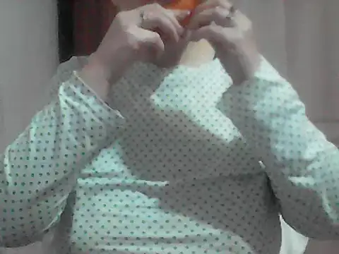 Snapshot of AnaXBerry chatting on 9, 2, 2026 AnaXBerry online show from 9, 2, 2026