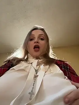 Snapshot of LadyTatiana_Madam chatting on 16, 1, 2026 LadyTatiana Madam online show from 16, 1, 2026