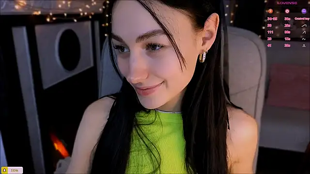 CosmicFaye online show from 3, 12, 2024