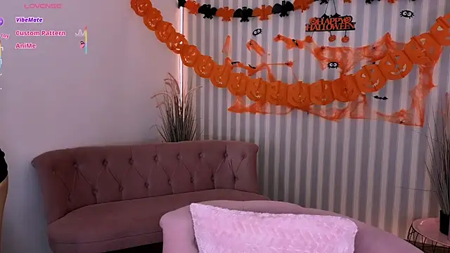 CosmicFaye online show from 21, 10, 2025