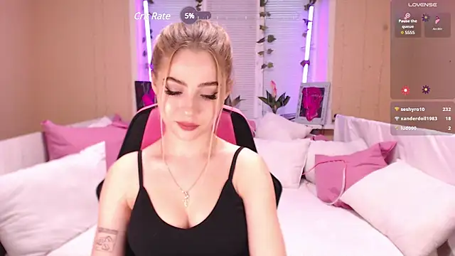 Snapshot of Tessa_Walker chatting on 28, 1, 2025 Tessa Walker online show from 28, 1, 2025