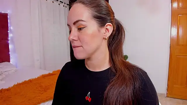 AURORA FRANKLIN online show from 9, 1, 2025