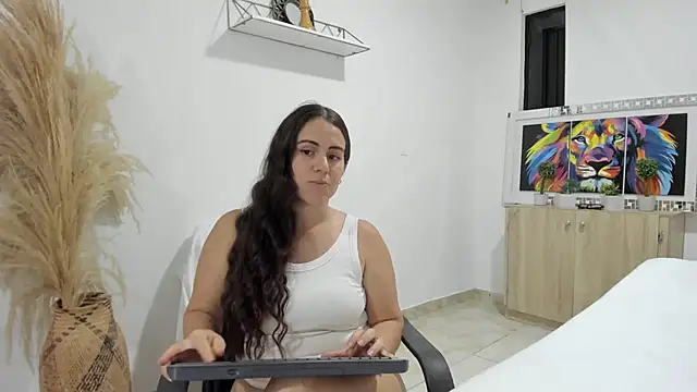 AURORA FRANKLIN online show from 9, 10, 2025