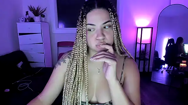 MelSaunders online show from 31, 10, 2025