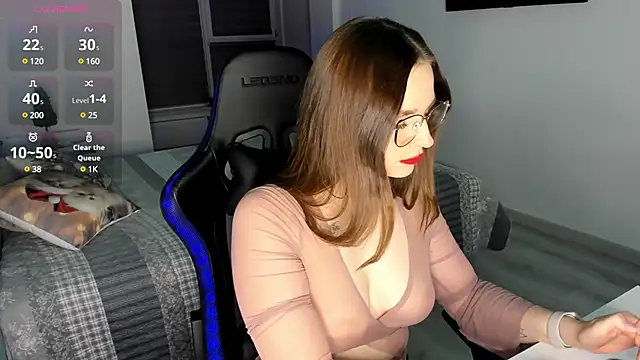 MCfly 11 online show from 7, 2, 2025