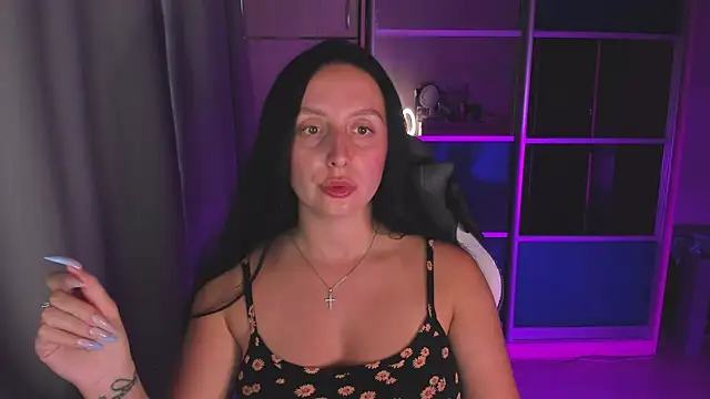 Christy Calypso online show from 8, 6, 2026