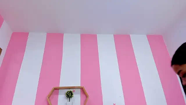 ISABELLA 020 online show from 6, 3, 2026