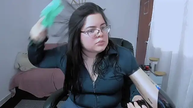 Snapshot of Aria_Fullbuster chatting on 30, 11, 2025 Aria Fullbuster online show from 30, 11, 2025