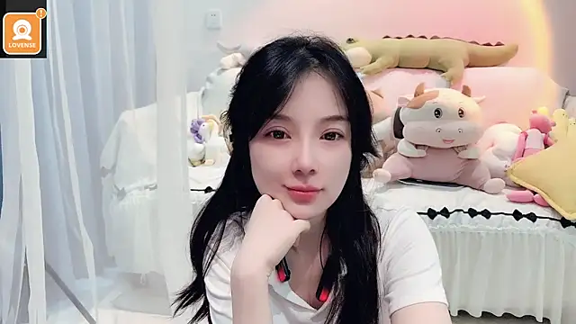 AKiKi711 online show from 11, 9, 2025