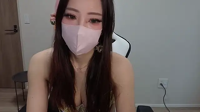 Snapshot of Ema_japanese chatting on 12, 6, 2026 Ema japanese online show from 12, 6, 2026