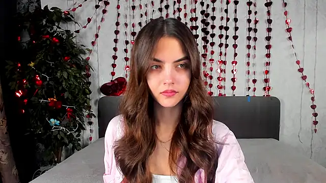 Snapshot of Milana_Crystal_ chatting on 13, 2, 2026 Milana Crystal online show from 13, 2, 2026