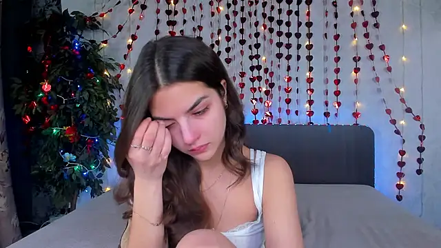 Snapshot of Milana_Crystal_ chatting on 3, 3, 2026 Milana Crystal online show from 3, 3, 2026