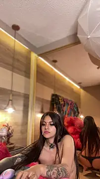 Cori Paige online show from 16, 12, 2025