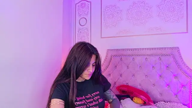 Cori Paige online show from 20, 2, 2026