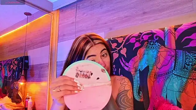 Cori Paige online show from 12, 3, 2026