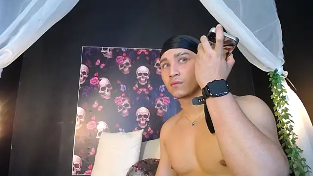 francesco evan online show from 10, 1, 2025