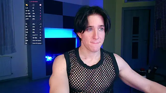 Snapshot of ChristianLevine_ chatting on 4, 7, 2026 ChristianLevine online show from 4, 7, 2026