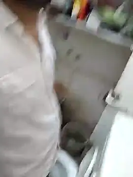 Snapshot of Vickyy_001 chatting on 18, 12, 2024 Vickyy 001 online show from 18, 12, 2024