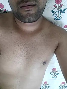 Snapshot of Vickyy_001 chatting on 4, 11, 2025 Vickyy 001 online show from 4, 11, 2025