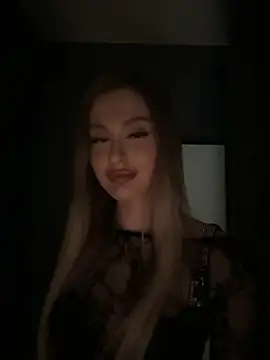Snapshot of Sweet__Milly chatting on 9, 1, 2025 Sweet  Milly online show from 9, 1, 2025