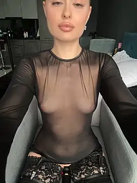 Snapshot of Sweet__Milly chatting on 26, 2, 2025 Sweet  Milly online show from 26, 2, 2025