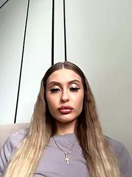 Snapshot of Sweet__Milly chatting on 14, 9, 2025 Sweet  Milly online show from 14, 9, 2025
