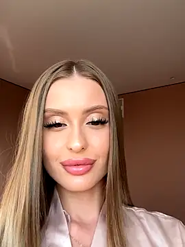 Snapshot of Sweet__Milly chatting on 16, 9, 2025 Sweet  Milly online show from 16, 9, 2025
