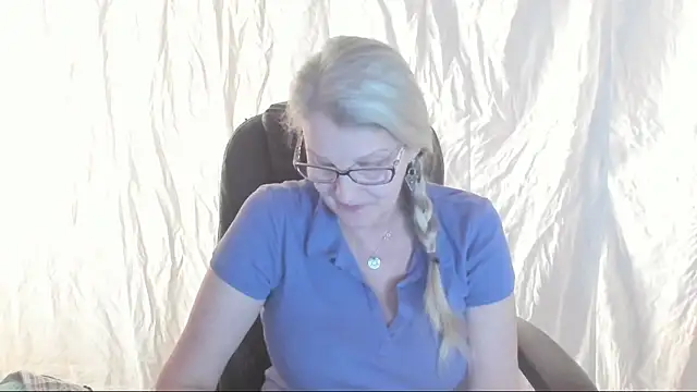 irinamaux online show from 7, 3, 2025