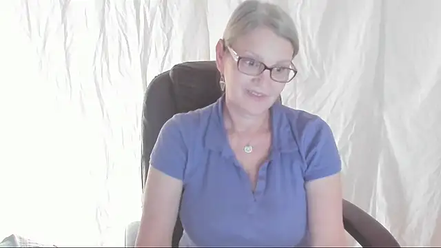 irinamaux online show from 8, 3, 2025