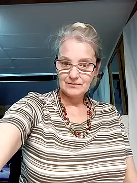 irinamaux online show from 21, 10, 2025