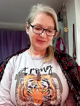 irinamaux online show from 18, 2, 2026